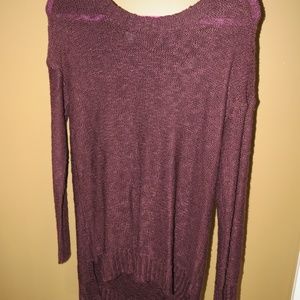 maroon sweater